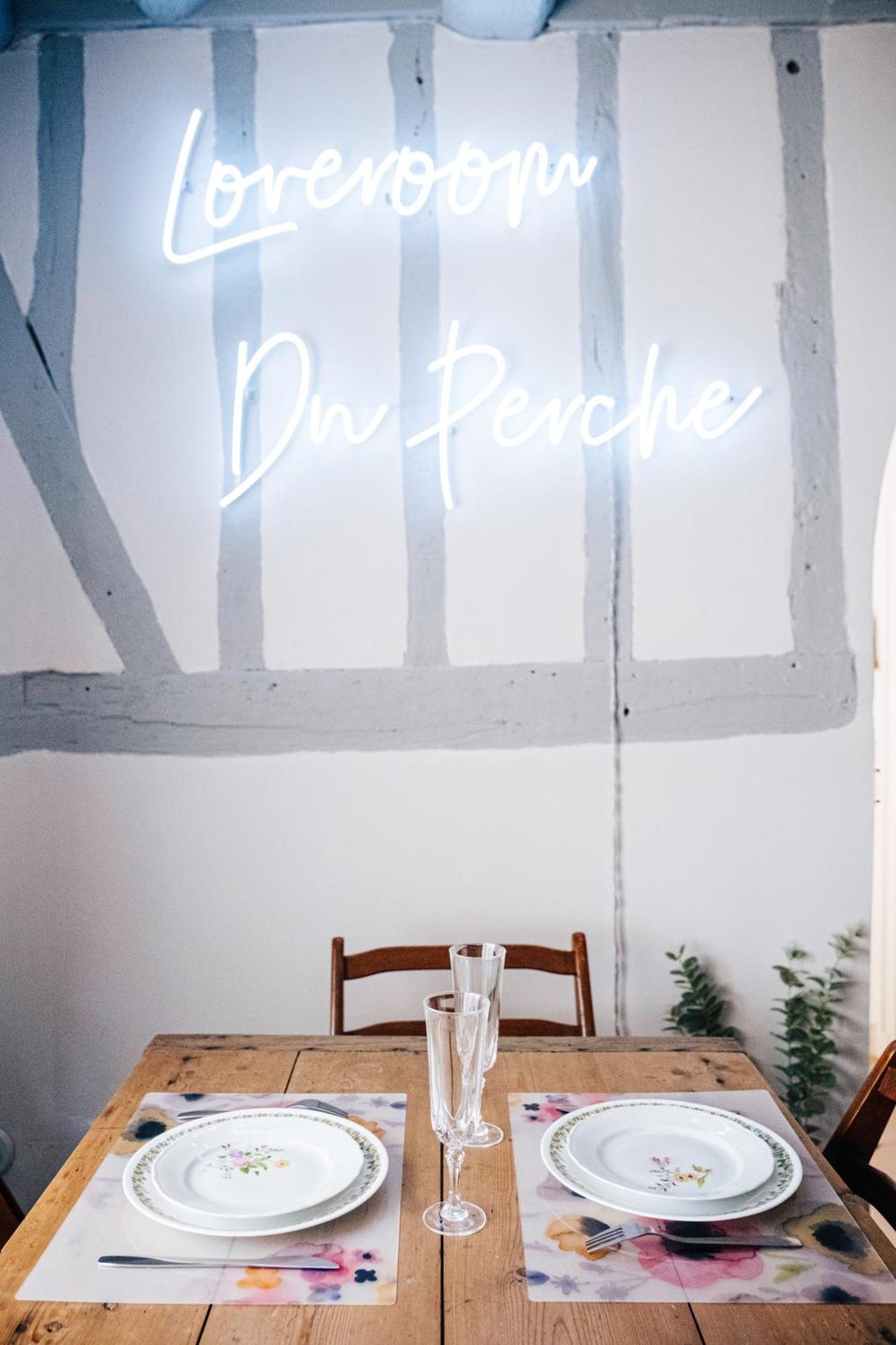 Loveroom Du Perche : Maison Avec Balneo Moulins-la-Marche Exterior photo