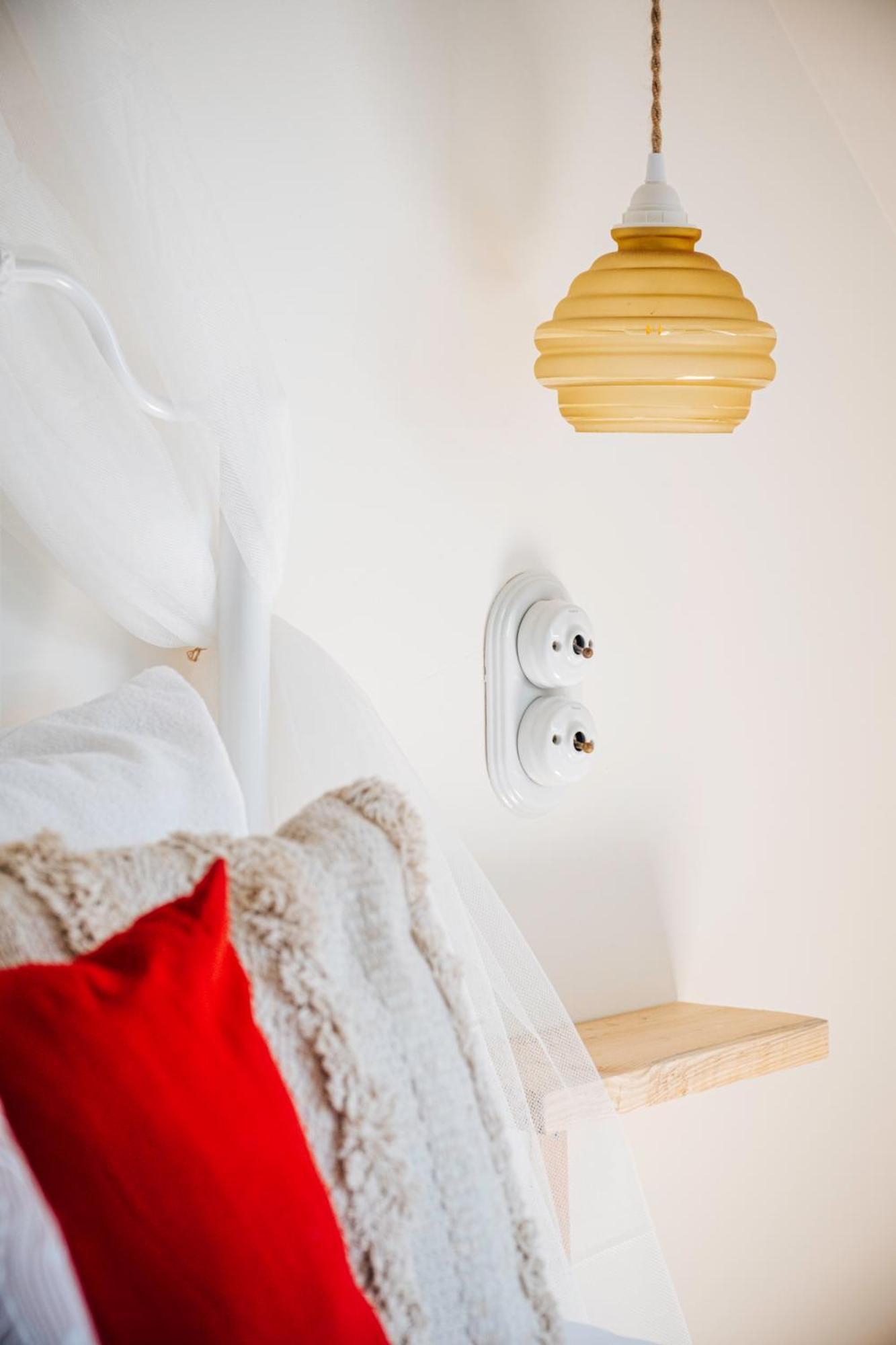 Loveroom Du Perche : Maison Avec Balneo Moulins-la-Marche Exterior photo